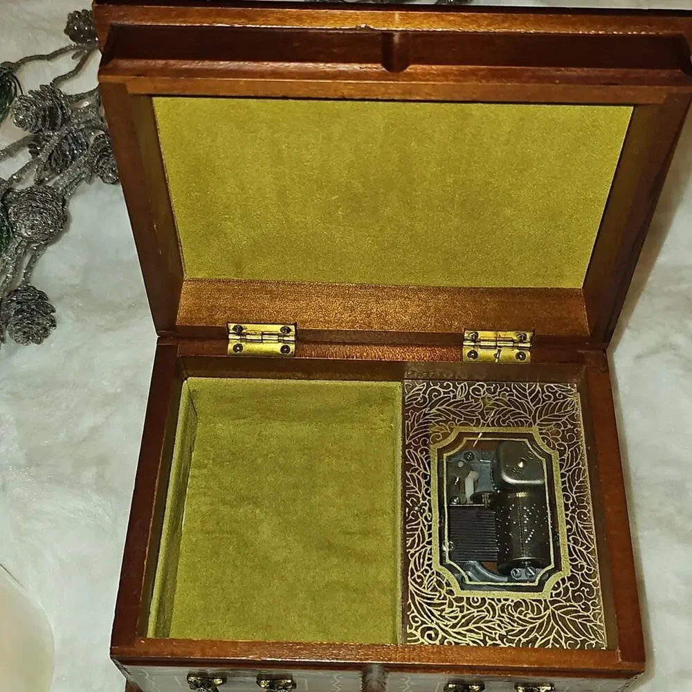 Vintage Linden Hummel Vintage Music Jewelry Wooden Box Lara's Theme & Edelweiss